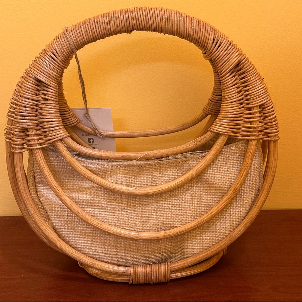 Wicker Circle Handbag